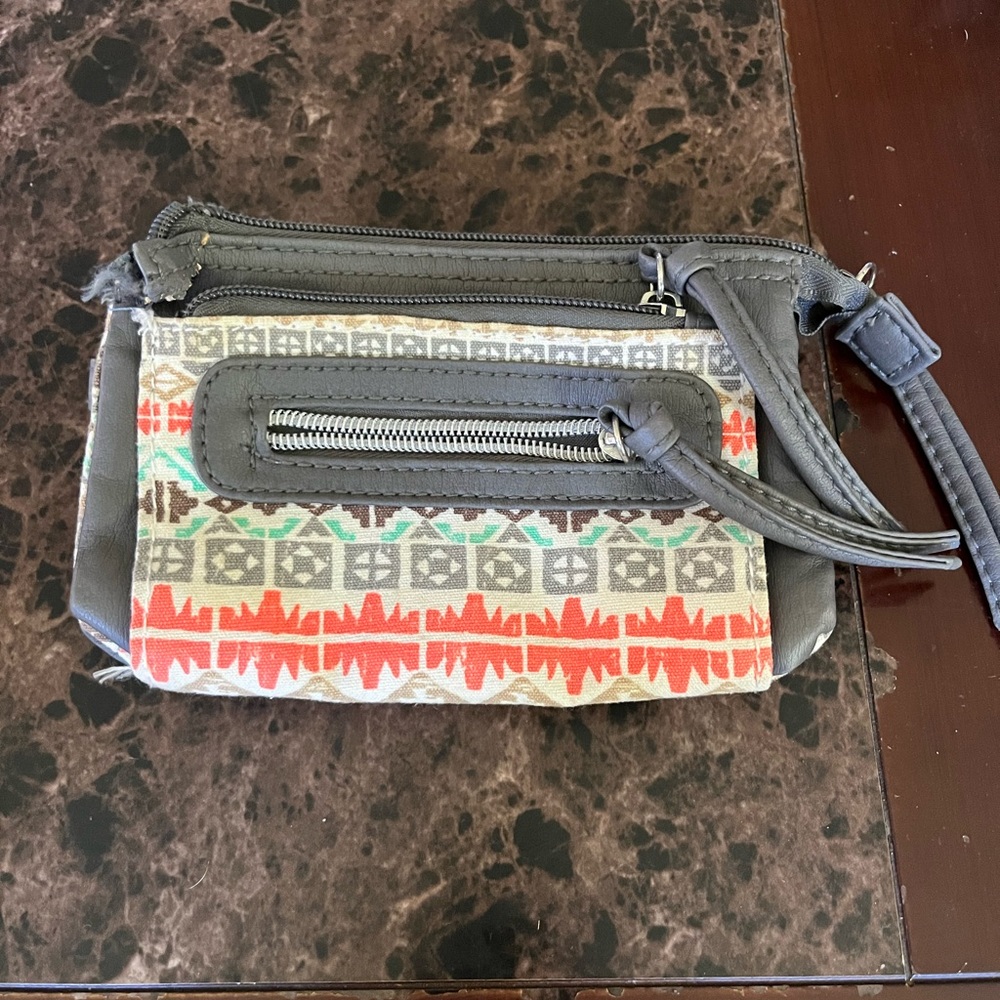 Wristlet